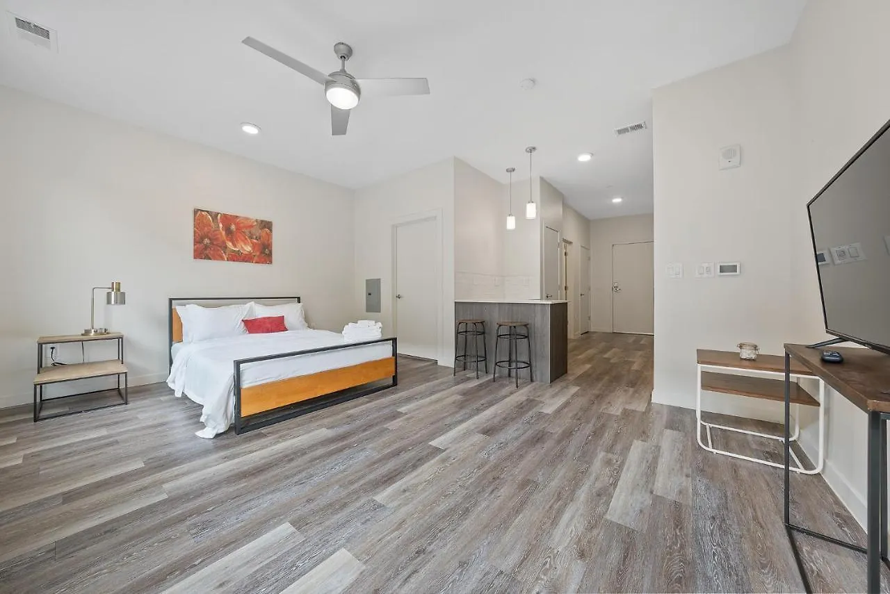 The Edge On 4Th By Airriva Apartment Louisville