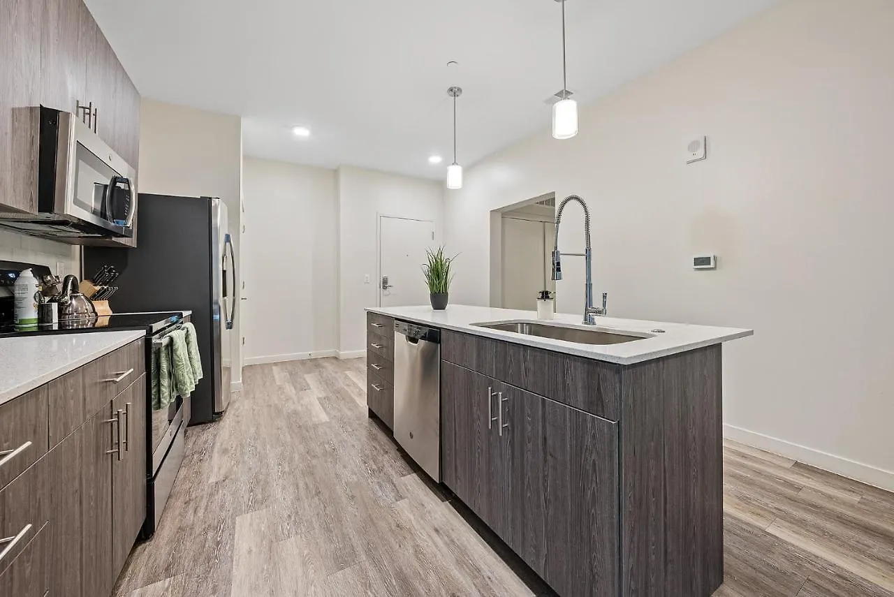 The Edge On 4Th By Airriva Apartment Louisville