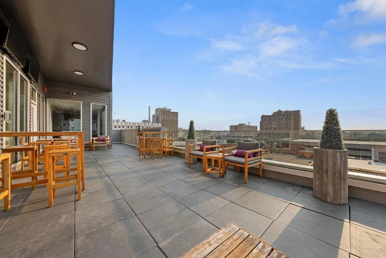 The Edge On 4Th By Airriva Apartment Louisville
