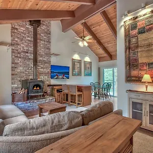 Cozy Tahoe Cabin Heavenly & Lakefront South Lake Tahoe